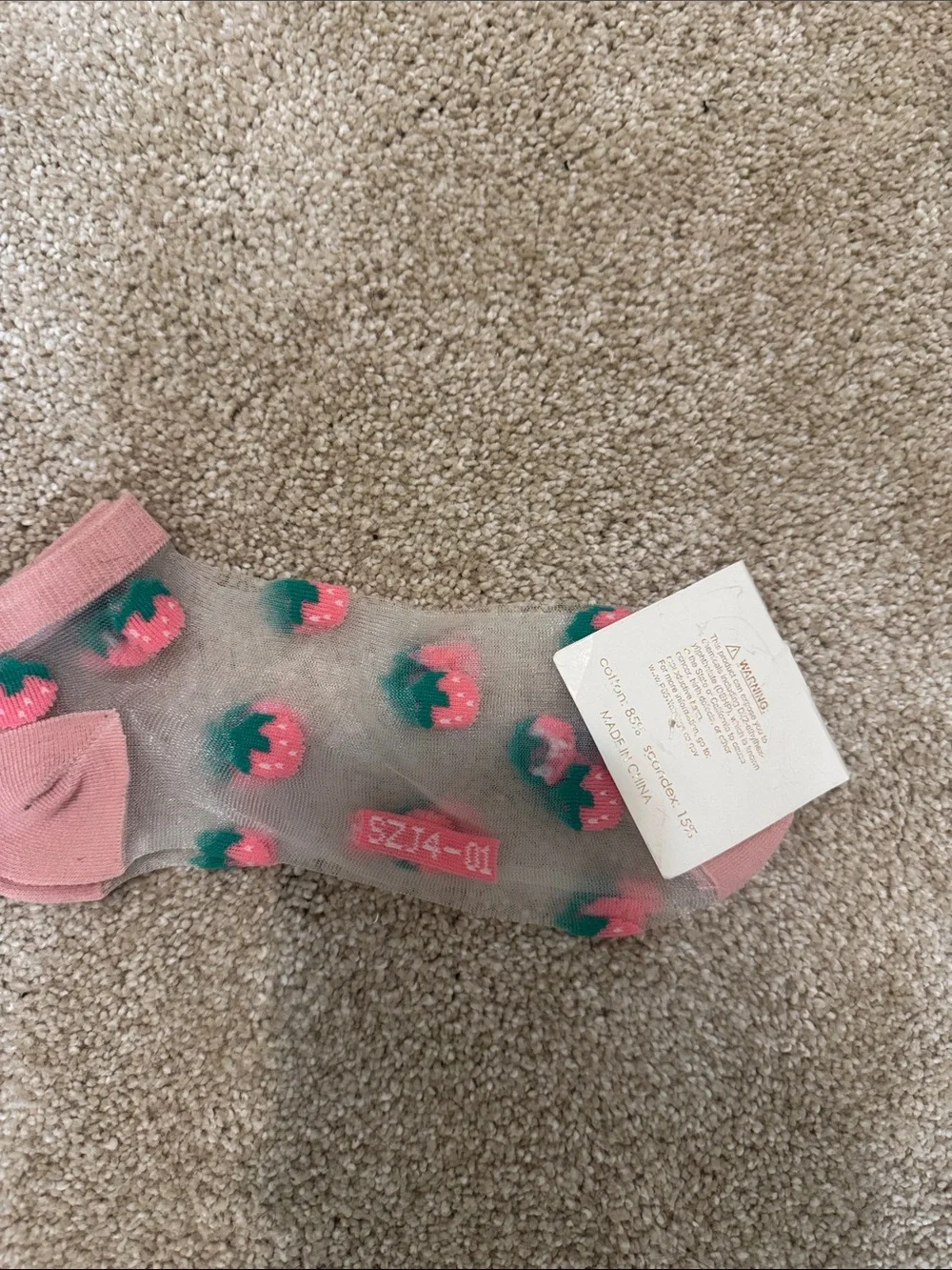 Men’s Pink Strawberry-Print Sheer Ankle Socks